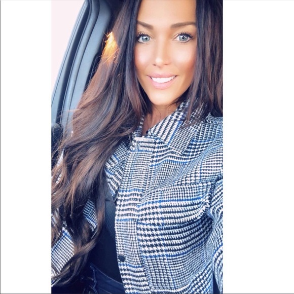 Crop Blazer! - Picture 1 of 4